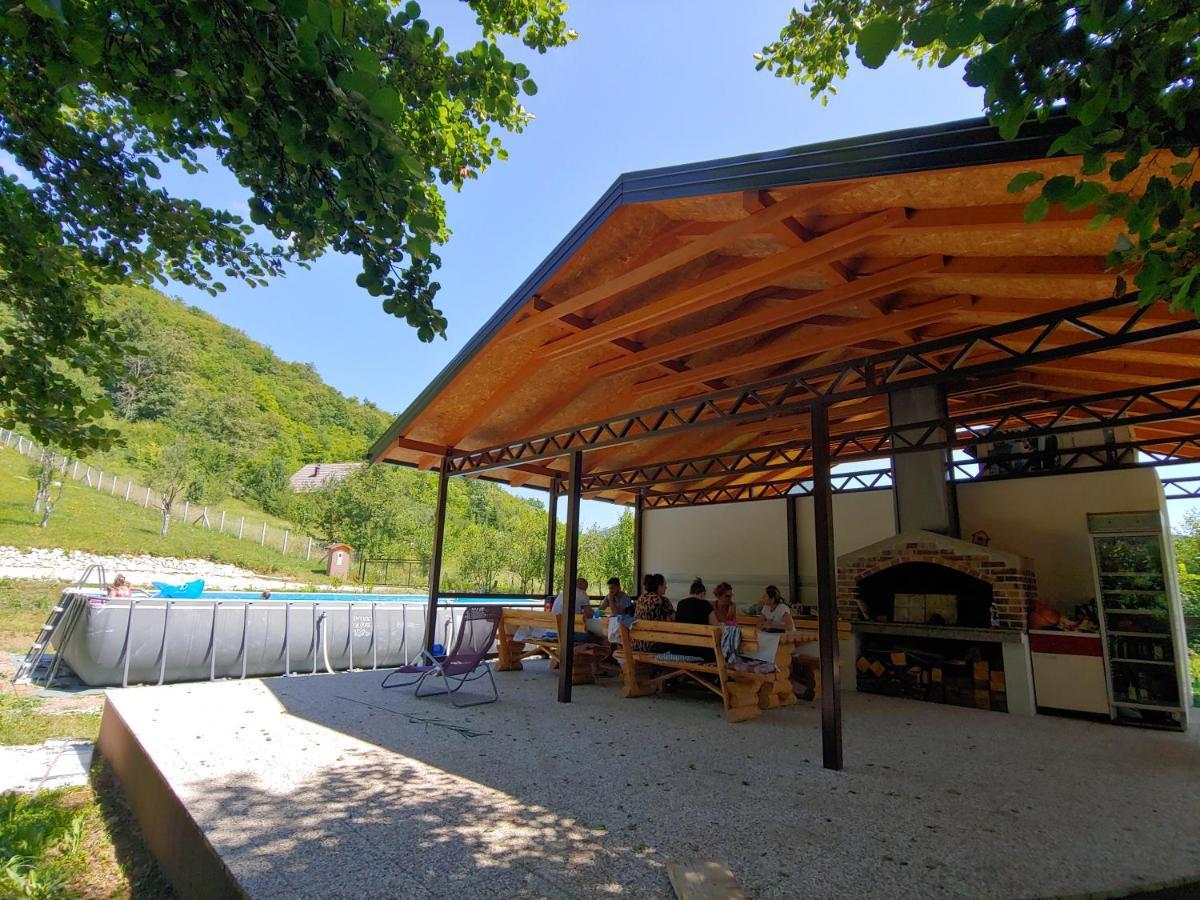Kuca U Sumi - Forest House Near National Park Una - Air Spa Lohovo Bihac Exterior photo
