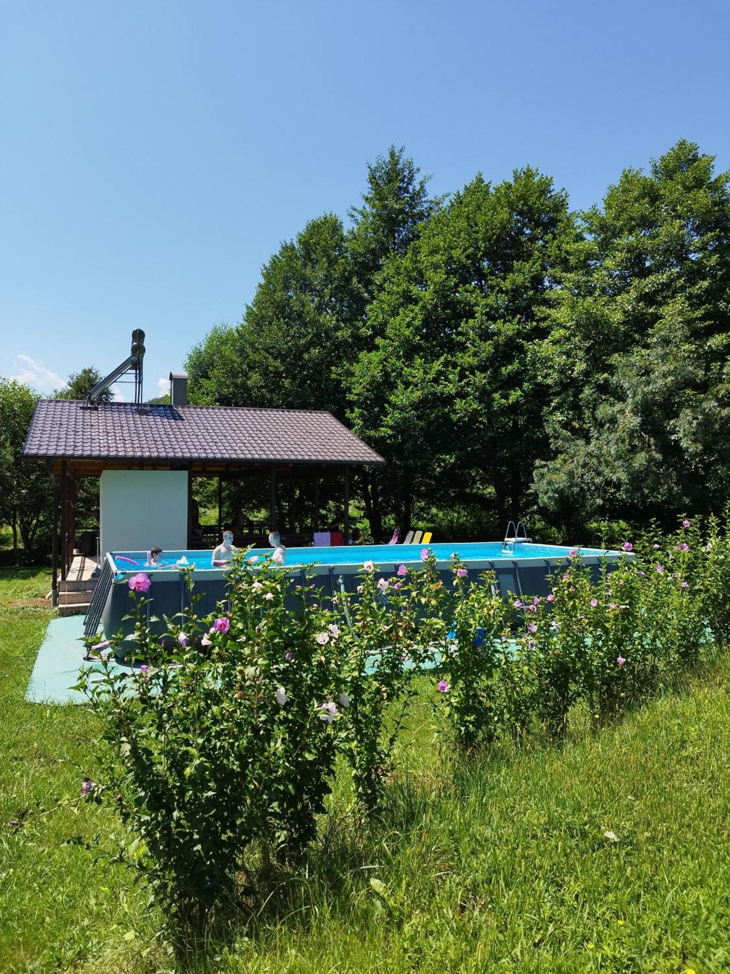 Kuca U Sumi - Forest House Near National Park Una - Air Spa Lohovo Bihac Exterior photo