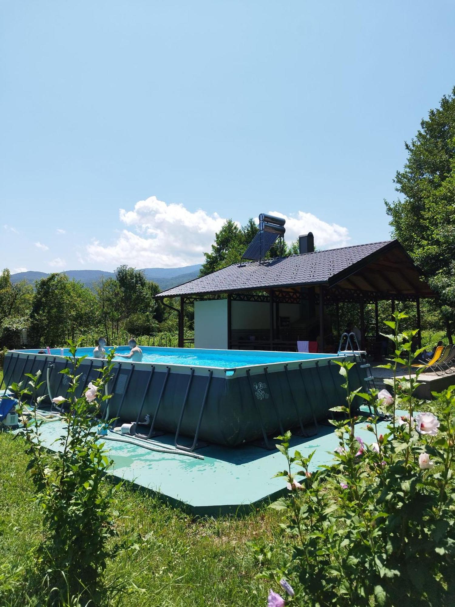 Kuca U Sumi - Forest House Near National Park Una - Air Spa Lohovo Bihac Exterior photo